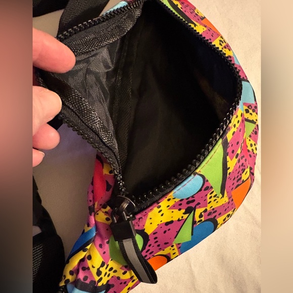 Colorful Geometric Pattern Fanny Pack - Picture 2 of 4